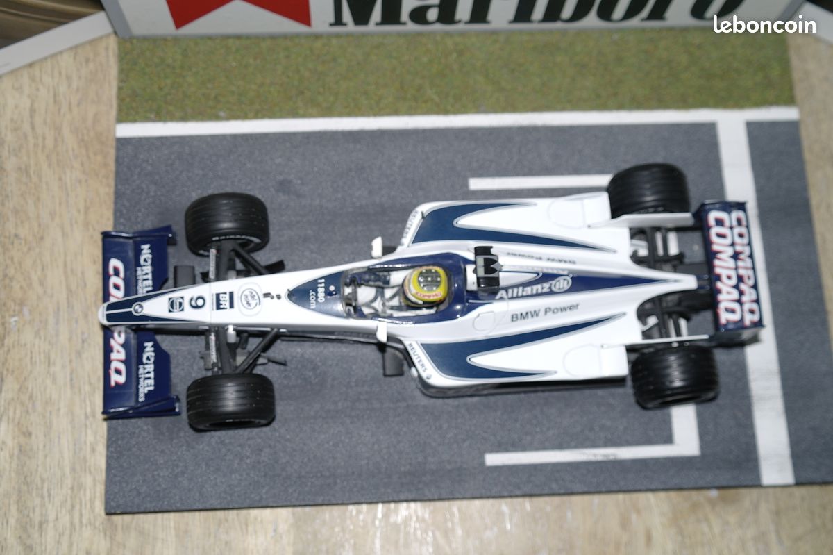 Minichamps 1/18 - Williams FW22 F1 2000 - Ralf Schumacher (Édition Limitée)