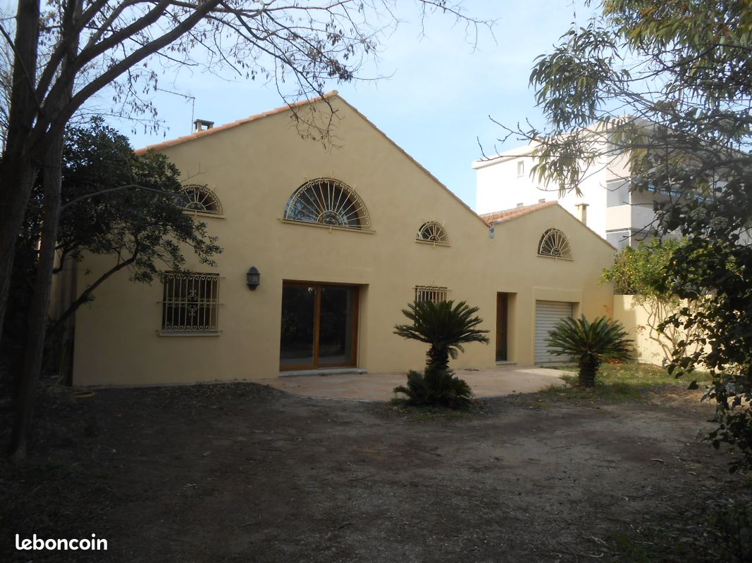 Maison 6 pièces 197 m² · à La Crau · 197 m² · 575 000 €