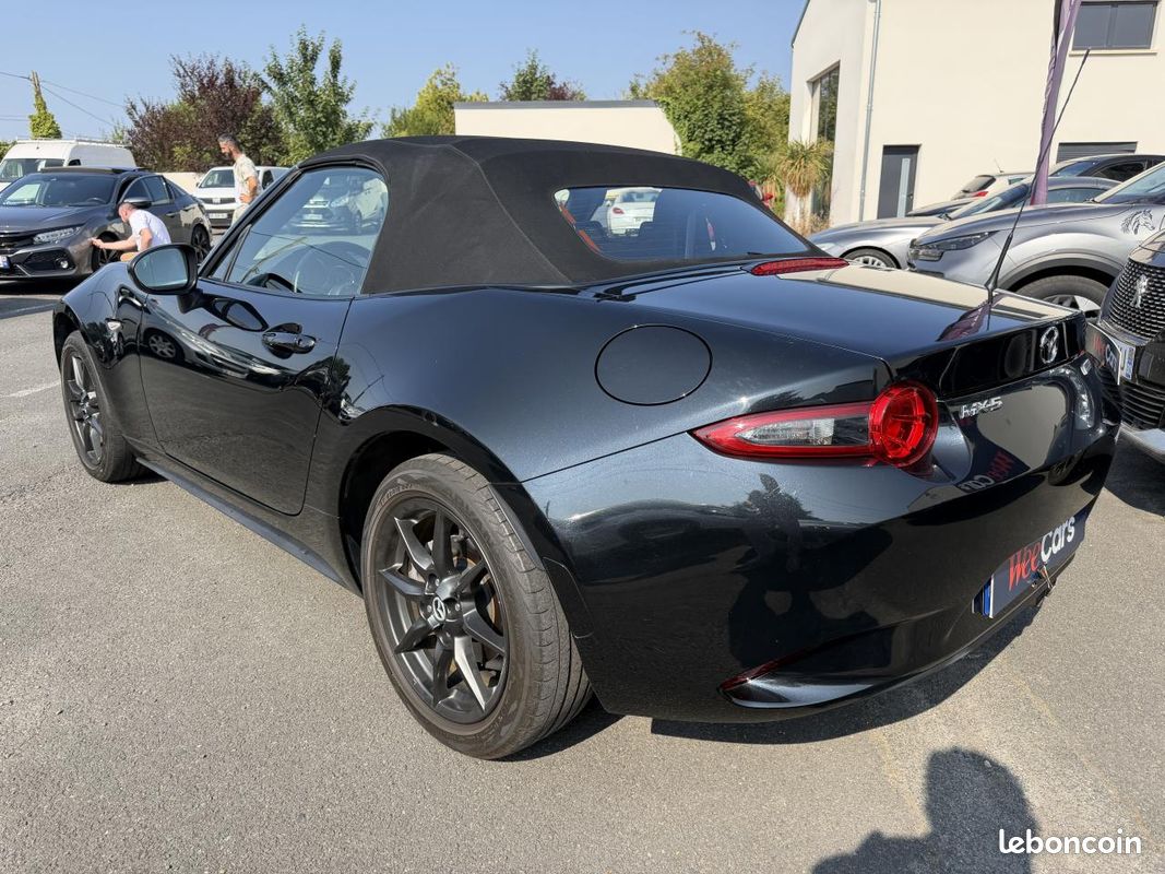 MAZDA MX-5 1.5 Skyactiv-G 131ch ROADSTER TOIT SOUPLE Dynamique - CarPlay - Sièges chauffants (image 13)