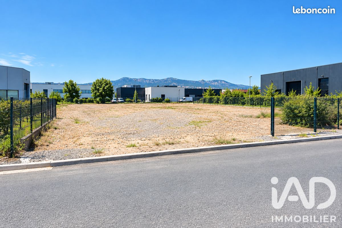 Terrain 900 m² · à Sainte-Maxime · 900 m² · 590 000 €