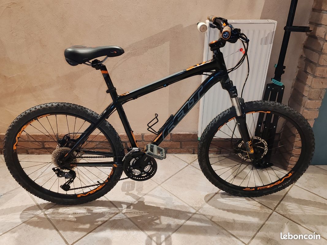 VTT felt (image 1)