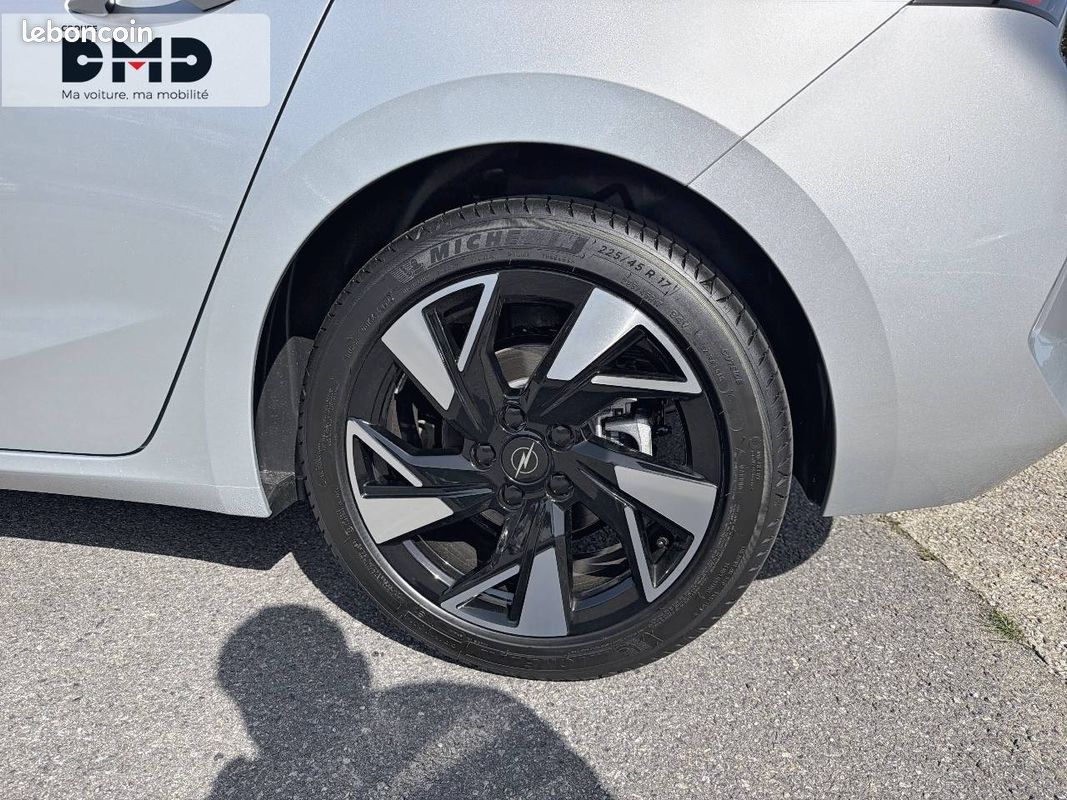 OPEL Astra 1.2 Turbo Hybride 145 ch Automatique Ultimate (image 13)