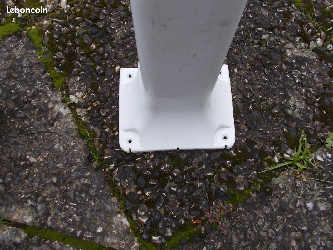 Pieds plastiques (image 3)