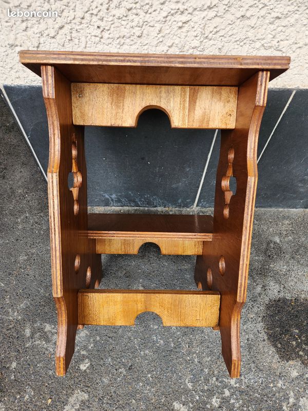 Lot 2 prie dieu enfant + tabouret (image 5)