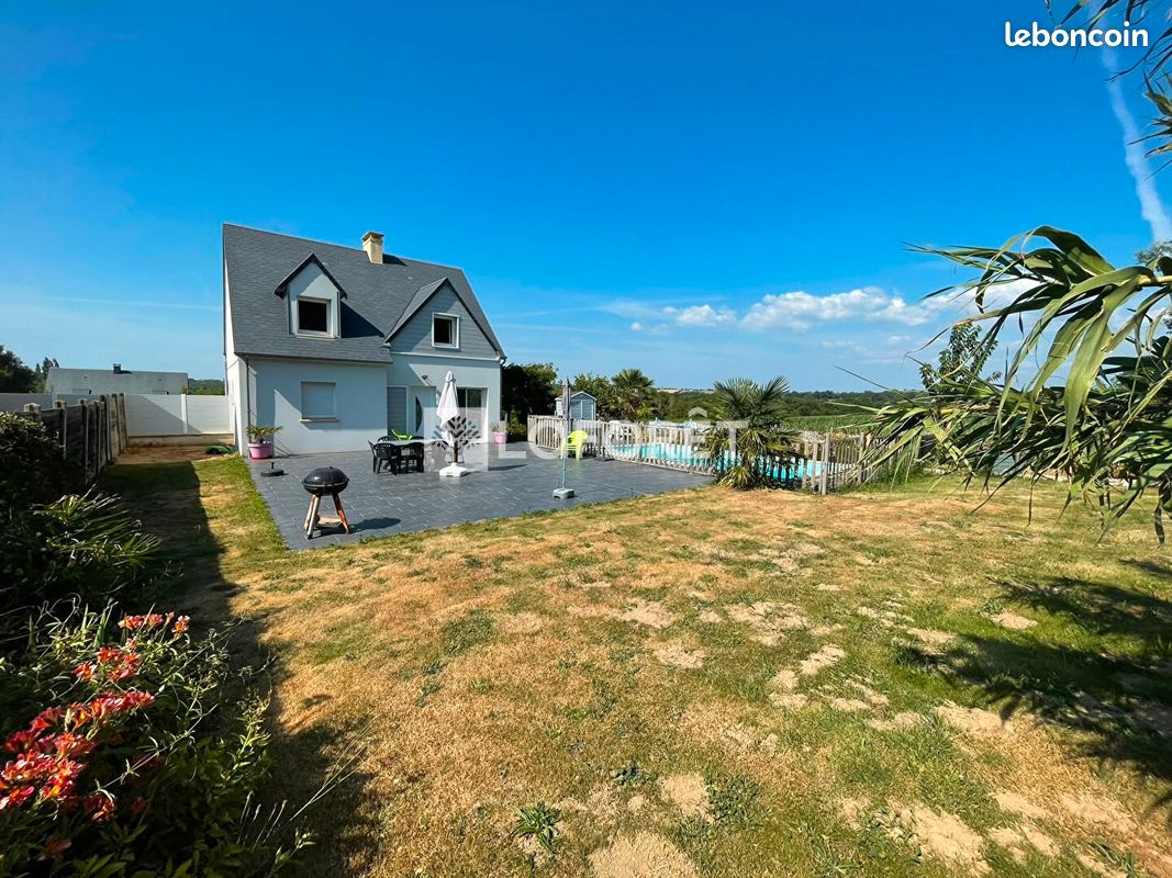 Maison 5 pièces 95 m² · à Jullouville · 95 m² · 390 000 €