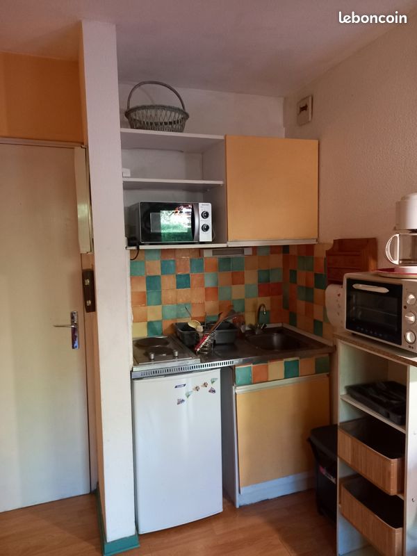 Appartement 1 pièce 19 m² · à Gréoux-les-Bains · 19 m² · 450 €