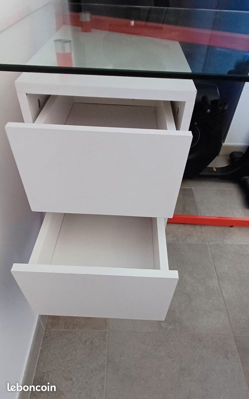 Bureau en verre (image 4)