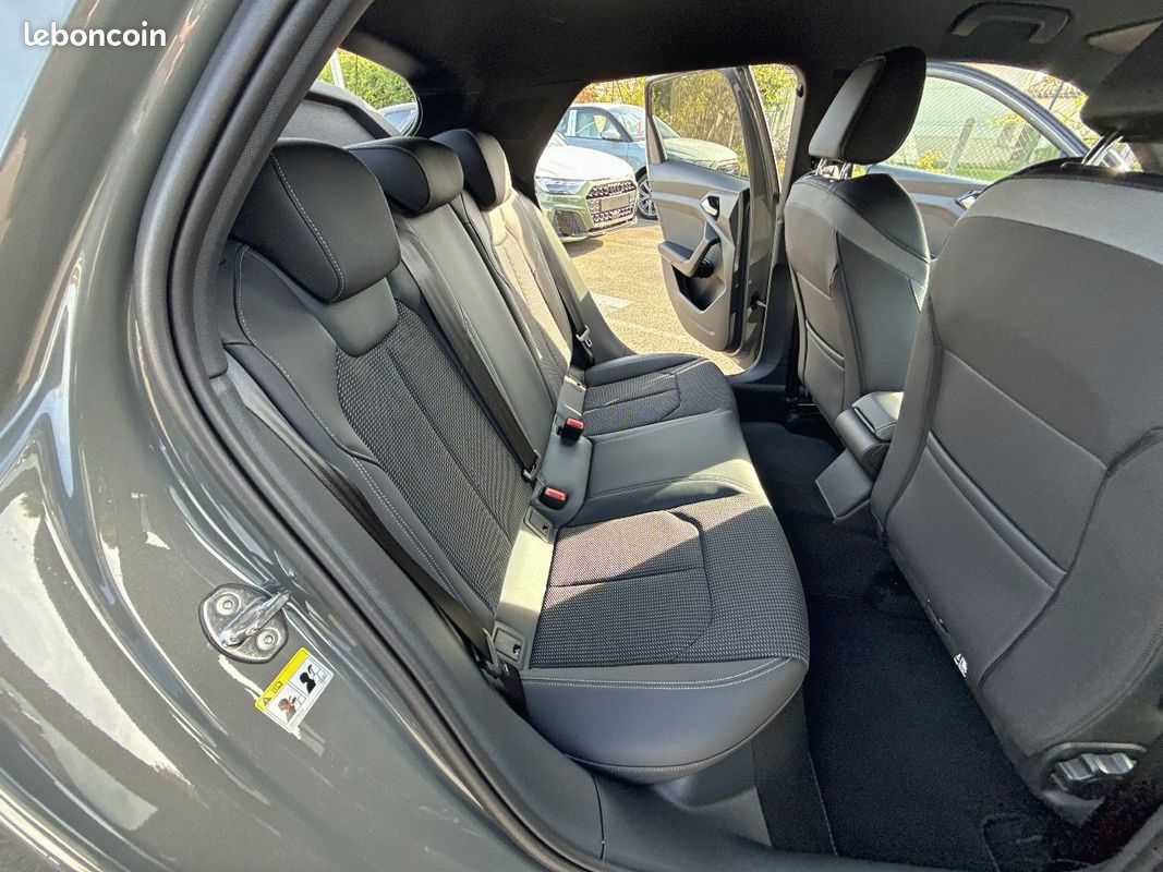 AUDI A1 Sportback 30 TFSI 116 ch S tronic 7 S Line (image 25)