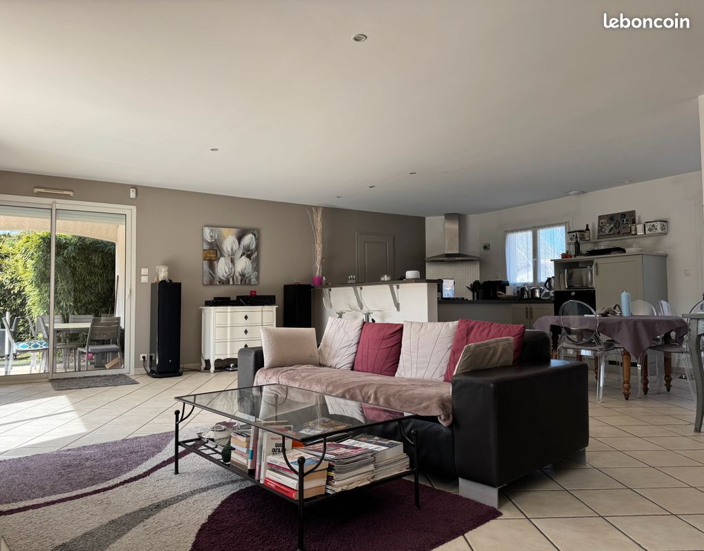 Maison 5 pièces 127 m² · à Saint-Aubin-de-Médoc · 127,3 m² · 489 000 €