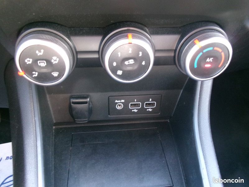 Renault CAPTUR II 1.5 BLUE DCI 115CH BUSINESS (image 26)