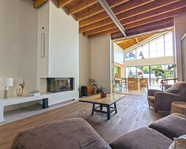 Maison 1 250 000 € - 310 m²