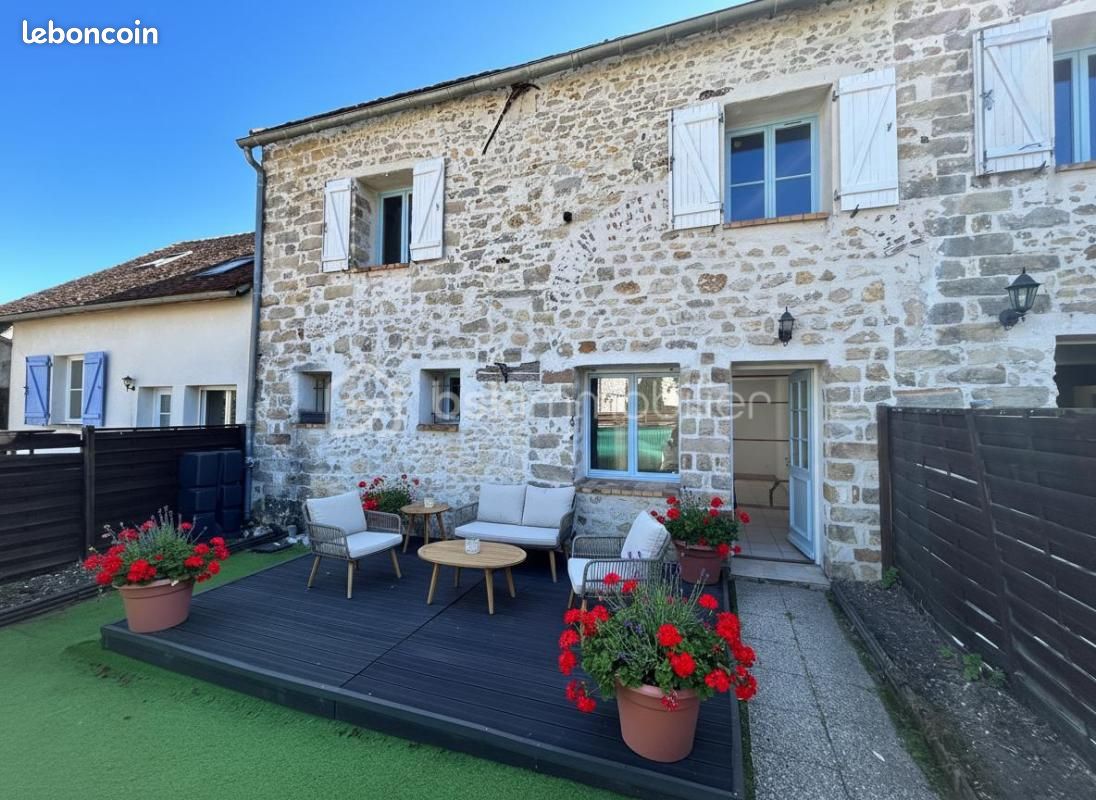Appartement 5 pièces 99 m² · à Moret-Loing-Et-Orvanne · 99 m² · 225 500 €