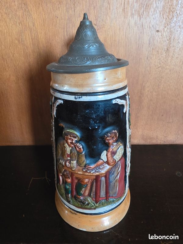 Tasse à Bière Allemande Ancienne Avec Couvercle - Scène De Taverne, 13,5 Pouces, Vintage 1900-1940