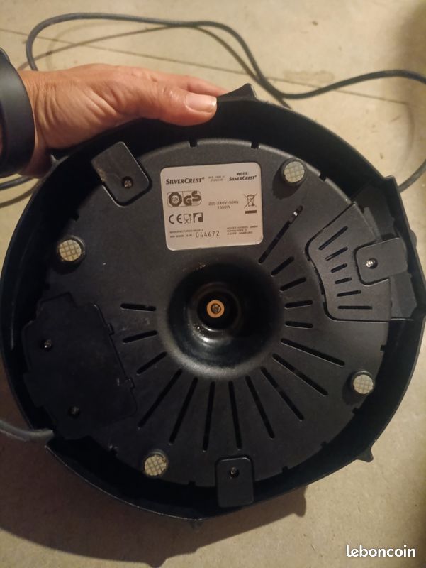 Appareil à fondue Silvercrest – 1500W – 6 piques inclus (image 2)