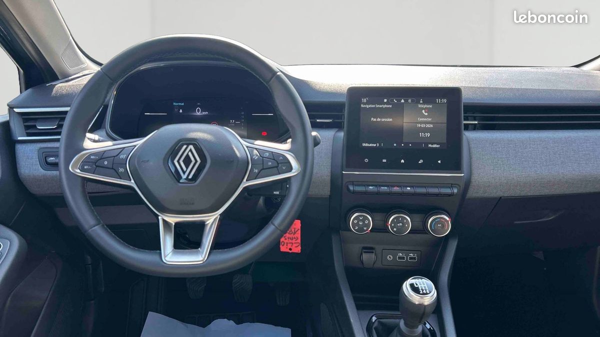 RENAULT Clio TCe 90 Evolution (image 6)