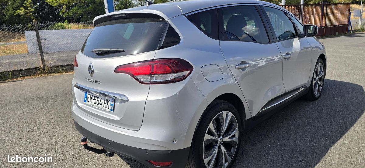 Renault Scénic IV dCi 160 Energy EDC Intens BOITE AUTO ATTELAGE (image 3)