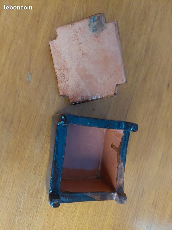 Petite boîte de rangement en grès (image 2)