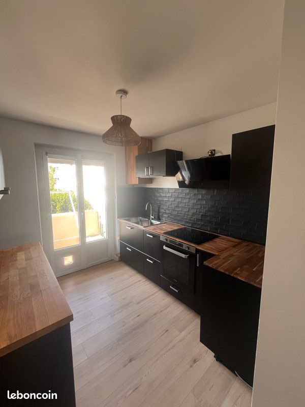 Appartement 3 pièces 65 m² · à Valence · 65 m² · 690 €