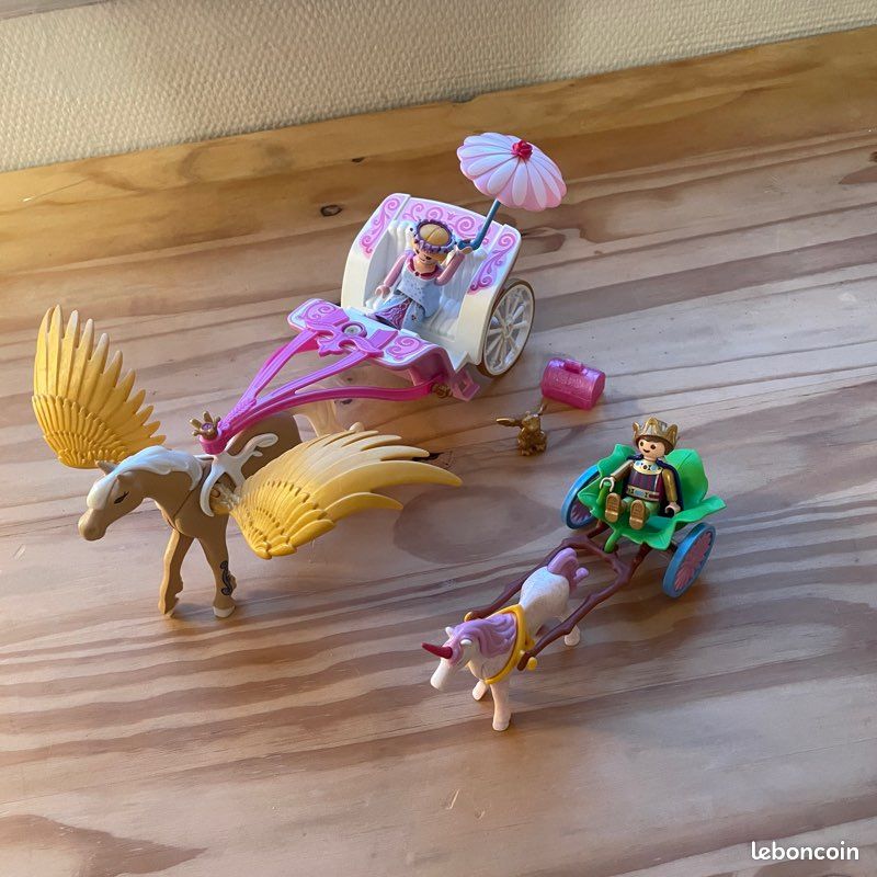 PLAYMOBIL Princess 70449 - Calèche et couple royal pas cher