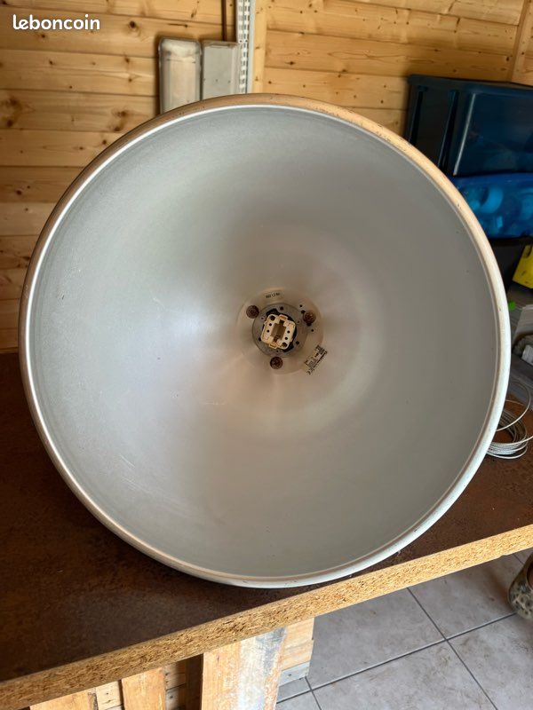 Lampe industrielle (image 3)