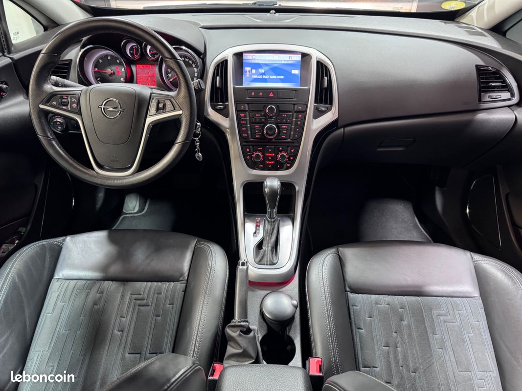 Opel astra gtc 2.0 cdti 165ch bva (image 27)