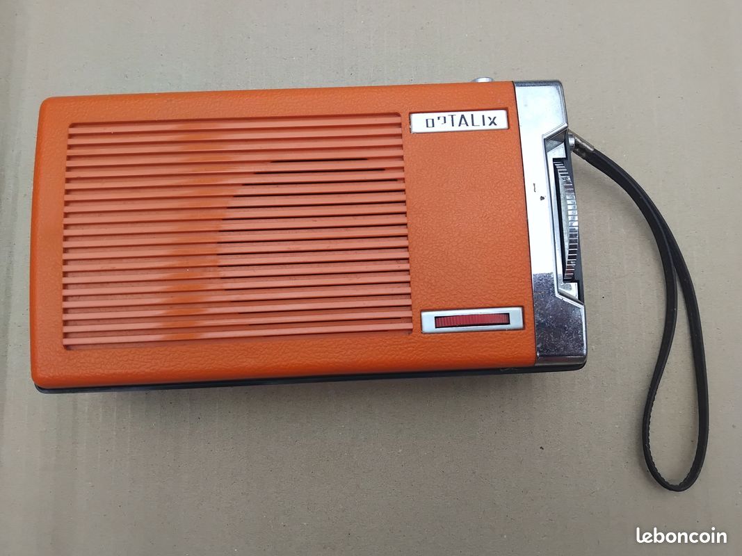 Radio optalix annee 70 (image 1)