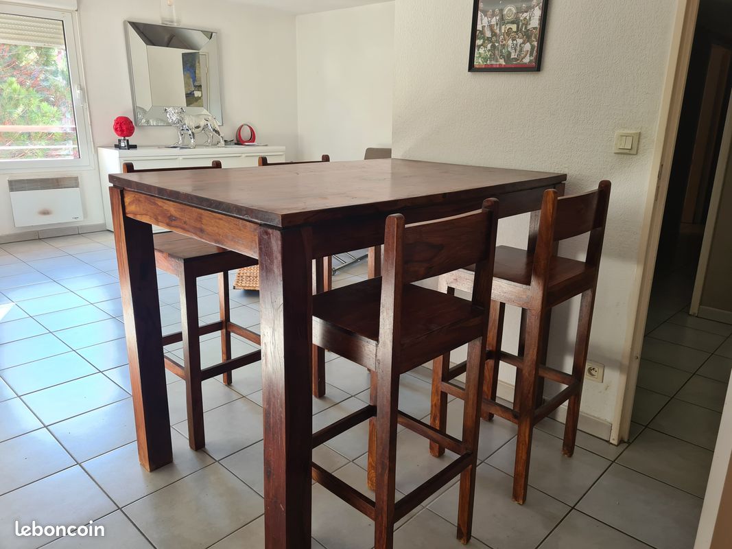 Table à manger en bois haute (image 2)