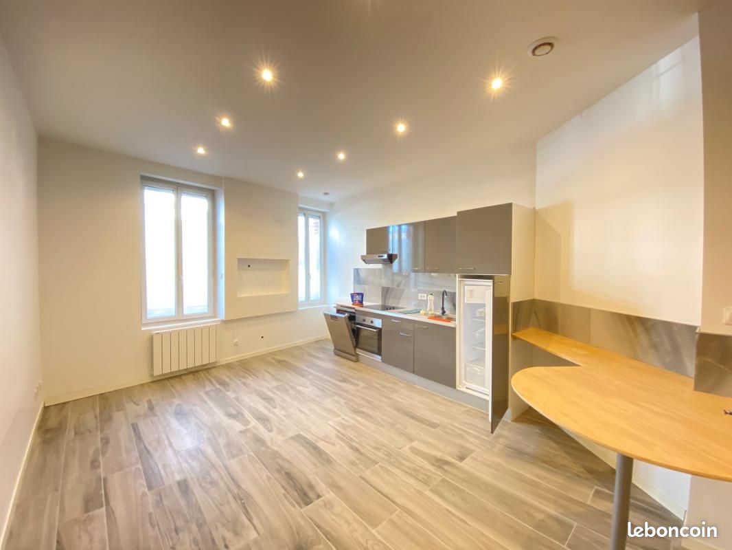 Appartement 3 pièces 66 m² · à Saint-Étienne · 66 m² · 605 €