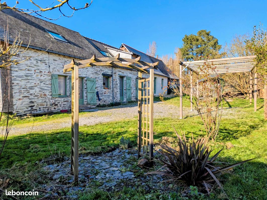 Maison 6 pièces 157 m² · à Abbaretz · 157 m² · 299 000 €