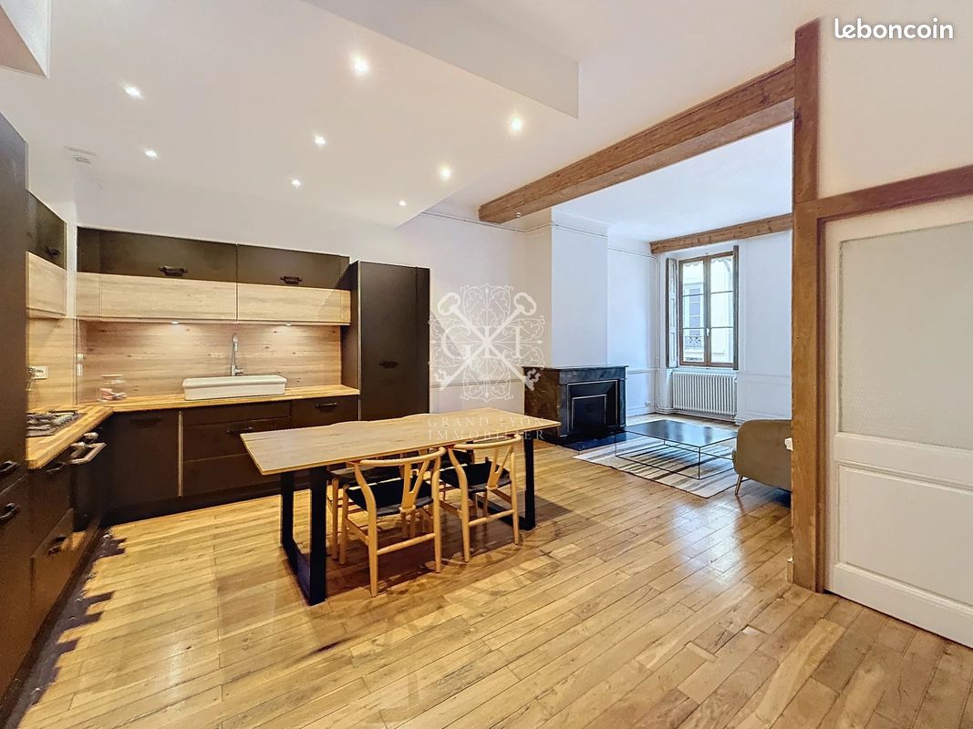 Appartement 3 pièces 72 m² · à Lyon · 72 m² · 1 401 €