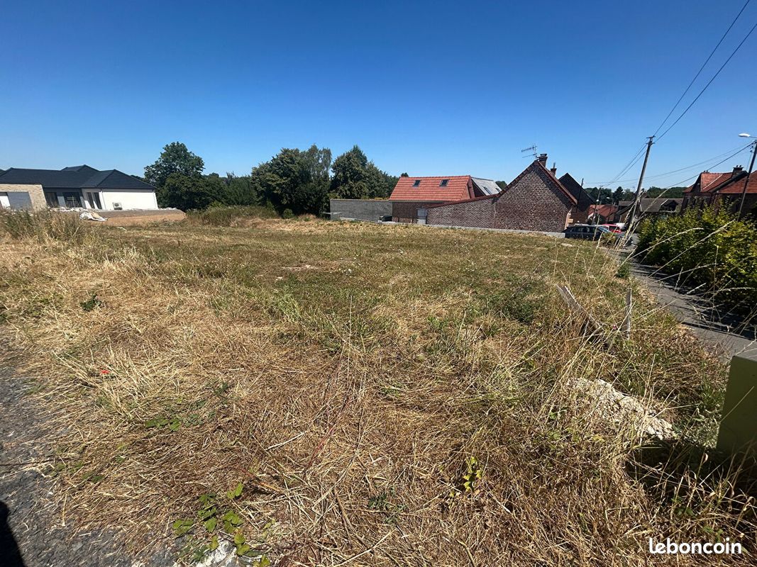 Terrain 561 m² · à Saint-Léger · 561 m² · 39 200 €