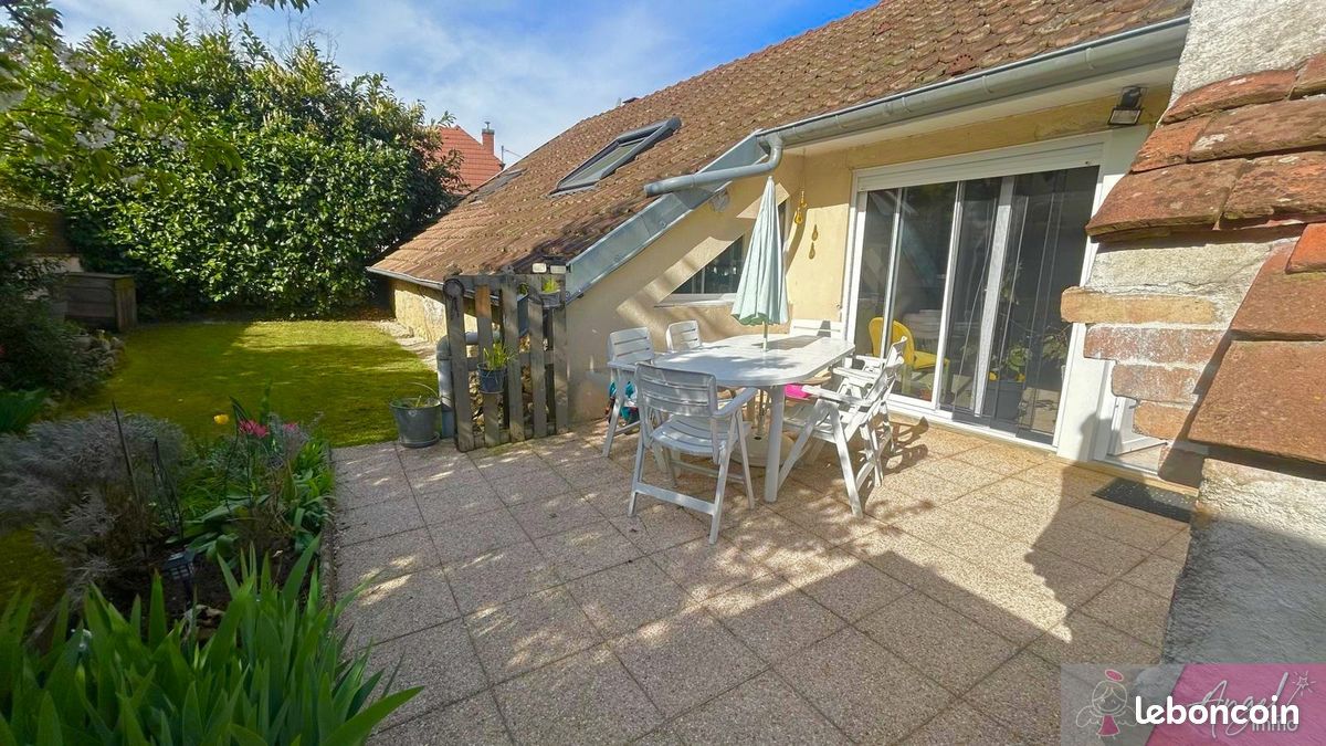 Maison 4 pièces 90 m² · à Montmirey-le-Château · 90 m² · 180 000 €