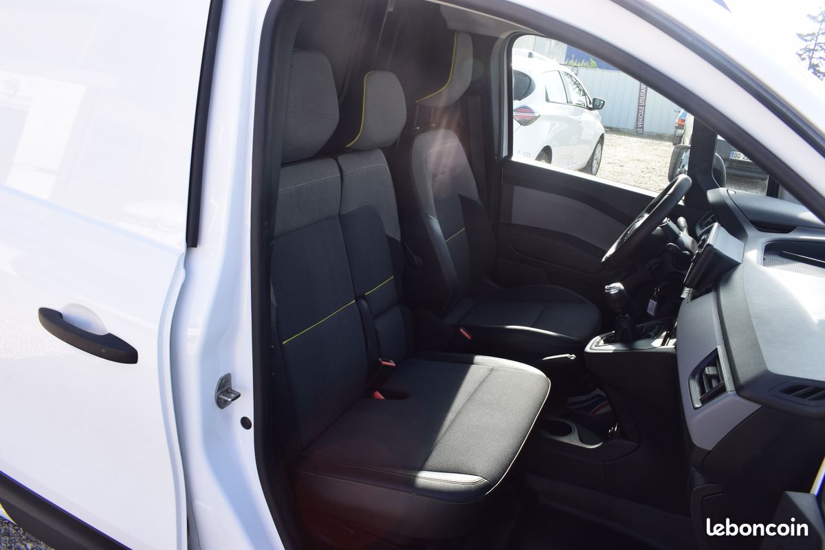 RENAULT KANGOO 3 1.5BLUEDCI 115ch GRAND CONFORT 2022 3 PLACES (image 5)