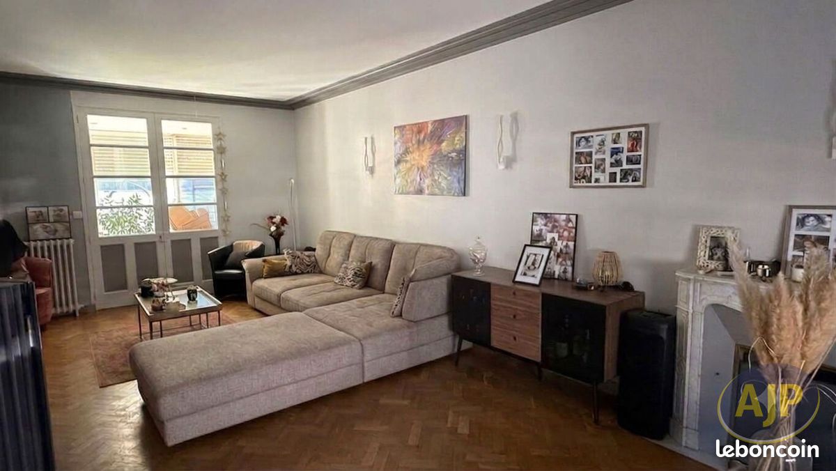 Maison 7 pièces 207 m² · à Angers · 207 m² · 546 000 €