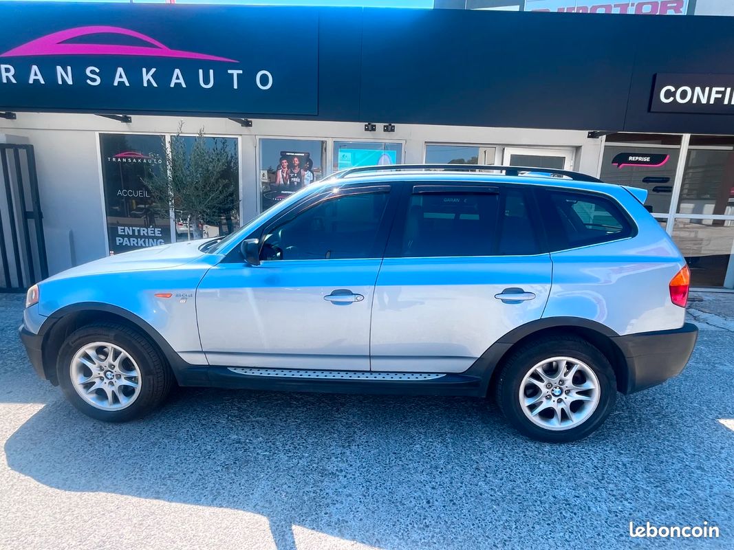 BMW X3 X3 3.0d 204 ch Confort / Moteur M57 / Attelage / CarPlay / Barre de toit / (image 8)