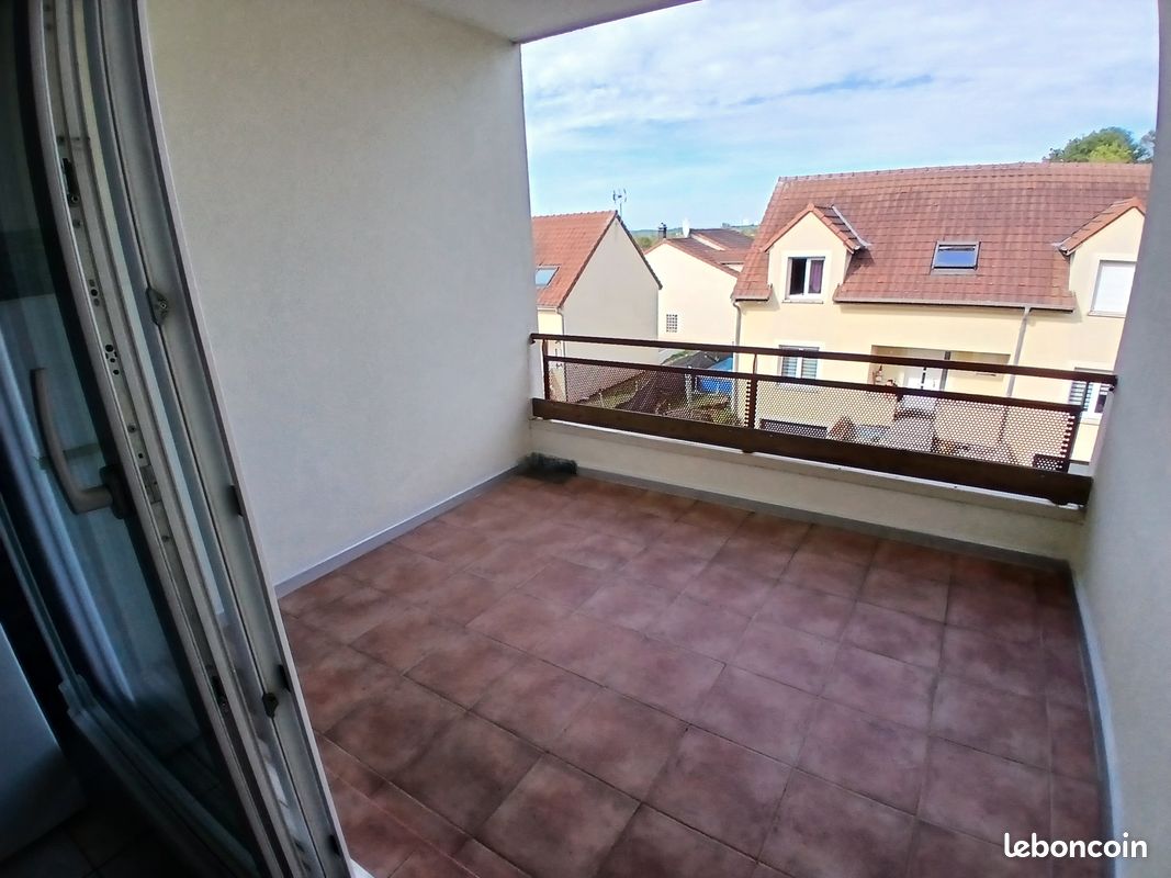 Appartement 1 pièce 40 m² · à Théding · 40 m² · 600 €/mois