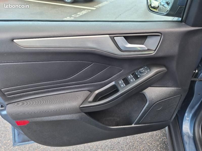 Ford Focus 1.0 EcoBoost mHEV 125ch Titanium X Business (image 14)