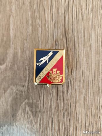 Pin's Blason Nancy – émail, Made In France, Collection Tourisme