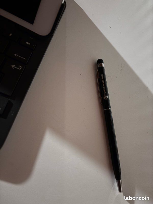 IPad Air 3 – 64 Go + clavier Bluetooth + stylet (image 3)