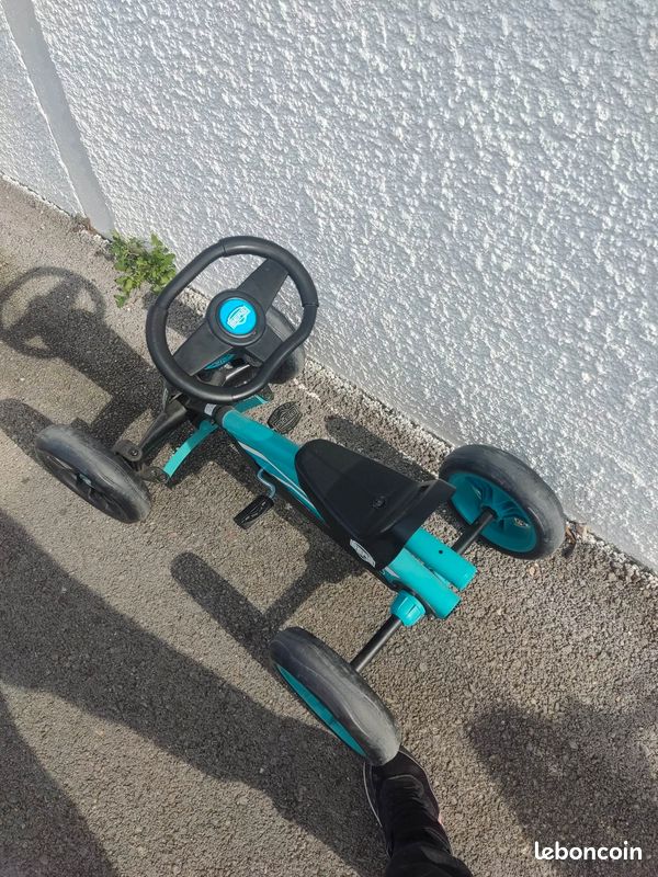 Kart à pédale BUZZY RACING BERG (image 2)