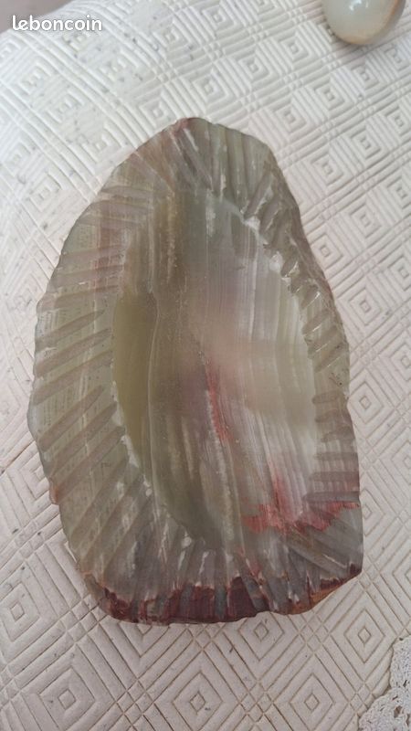 Ensemble Vide-poches / Cendrier brutaliste et son Œuf en Onyx vintage - Années 70 (image 2)