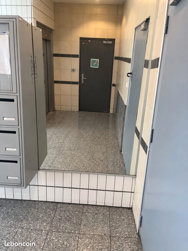 Appartement 1 pièce 27 m² · à Paris · 27 m² · 400 €/mois