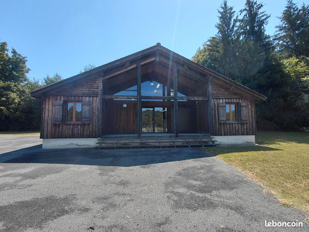 Maison 6 pièces 145 m² · à Chancelade · 145 m² · 175 000 €