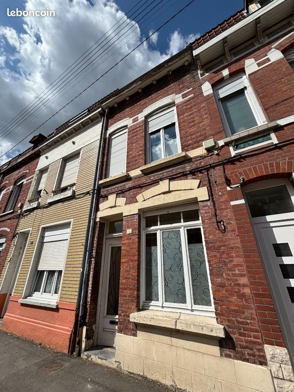 Maison 3 pièces 92 m² · à Merville · 92 m² · 65 000 €