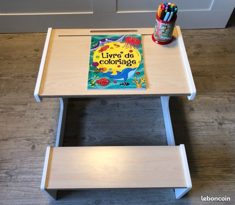 Petit bureau d'écolier bois (image 1)
