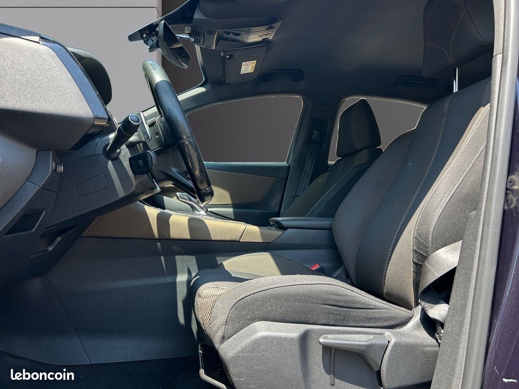 DS DS7 CROSSBACK 2.0 BLUE HDI 180 LOUVRE BA CHIC 177Ch Garantie 12 mois 137000 kms (image 9)