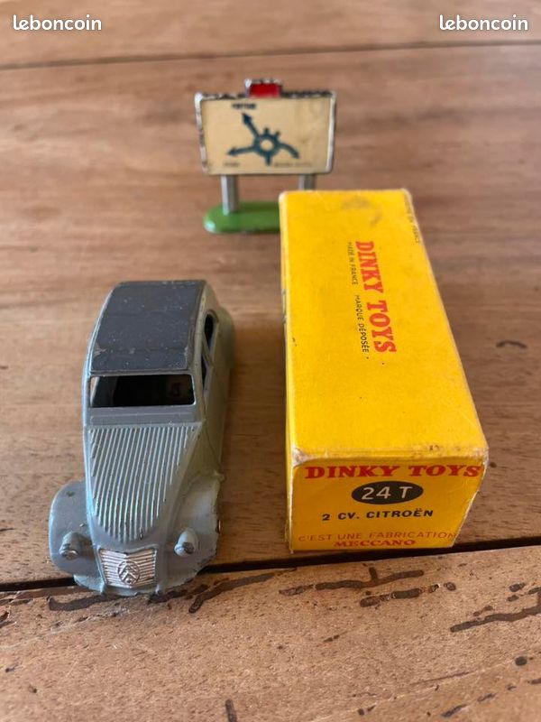 DINKY TOYS n° 24T - Collection