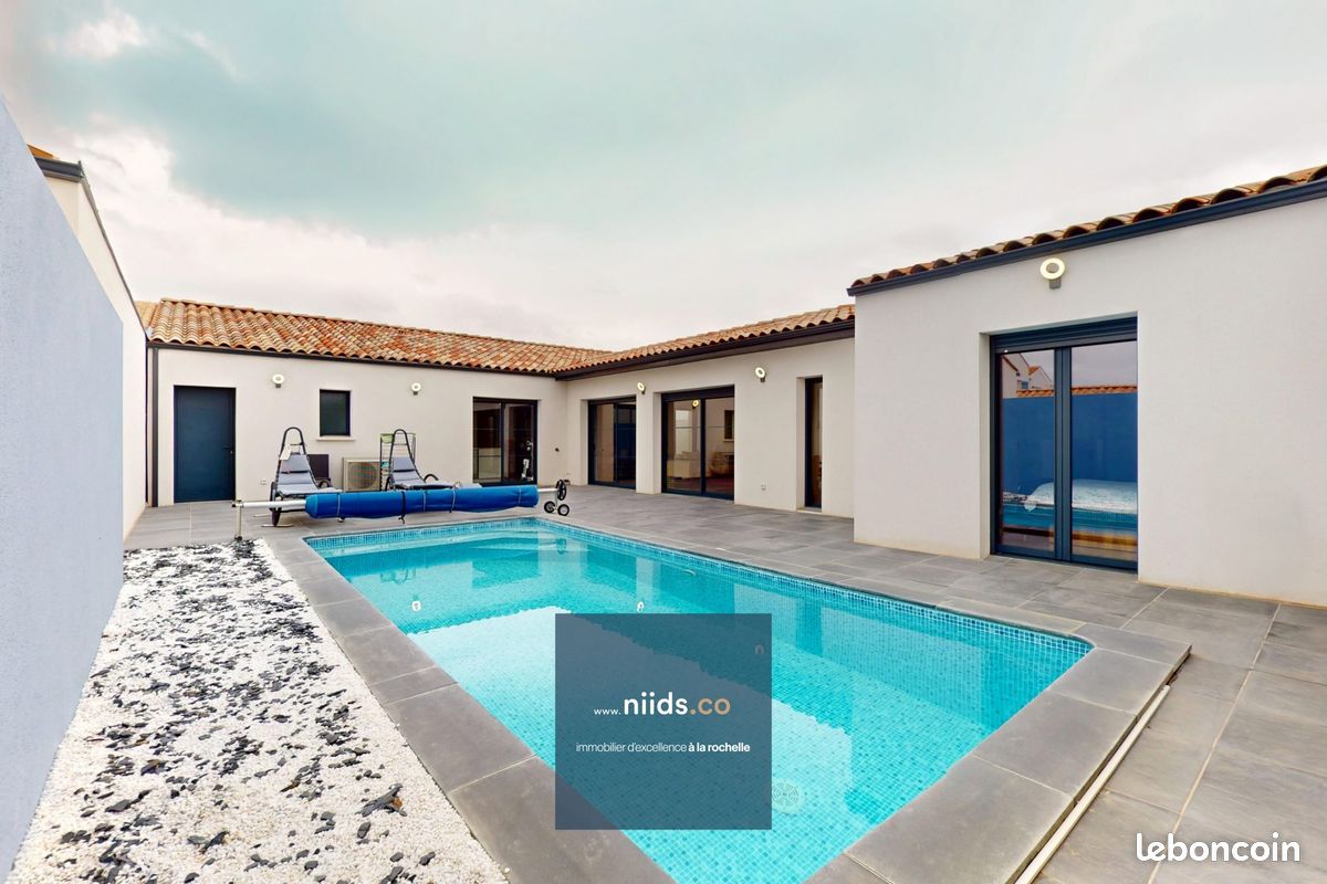 Maison 4 pièces 144 m² · à Dompierre-sur-Mer · 144 m² · 630 000 €