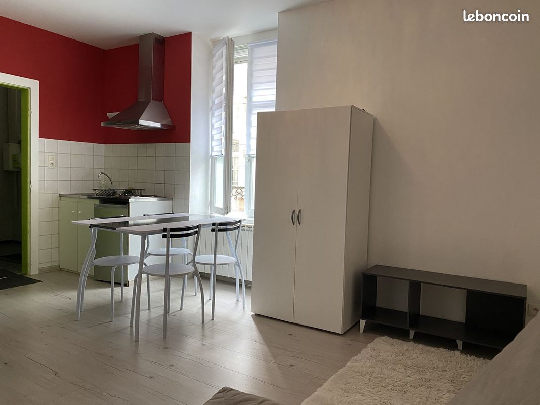 Appartement 1 pièce 20 m² · à Vesoul · 20 m² · 360 €