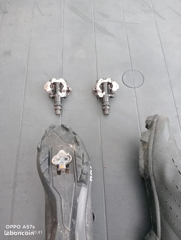 Chaussures à clipser vélo (image 4)